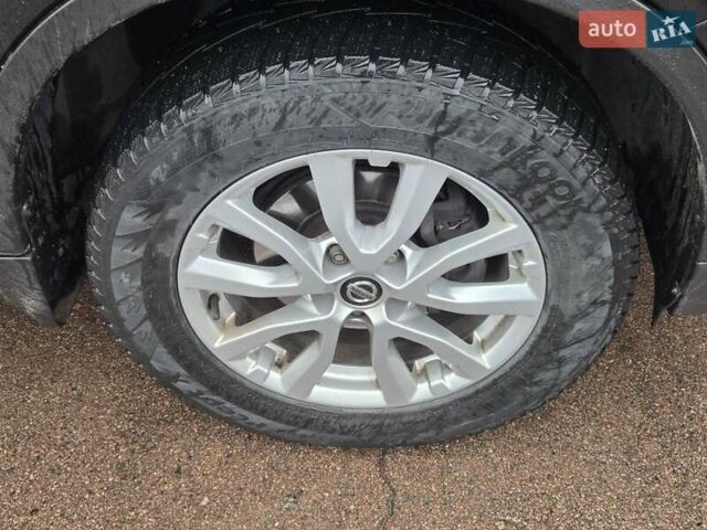 Черный Ниссан ИксТрейл, объемом двигателя 2 л и пробегом 133 тыс. км за 17900 $, фото 17 на Automoto.ua