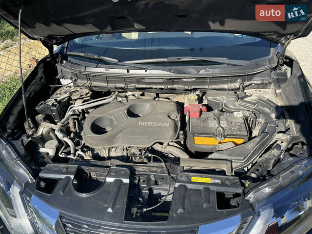 Черный Ниссан ИксТрейл, объемом двигателя 1.6 л и пробегом 87 тыс. км за 24300 $, фото 73 на Automoto.ua