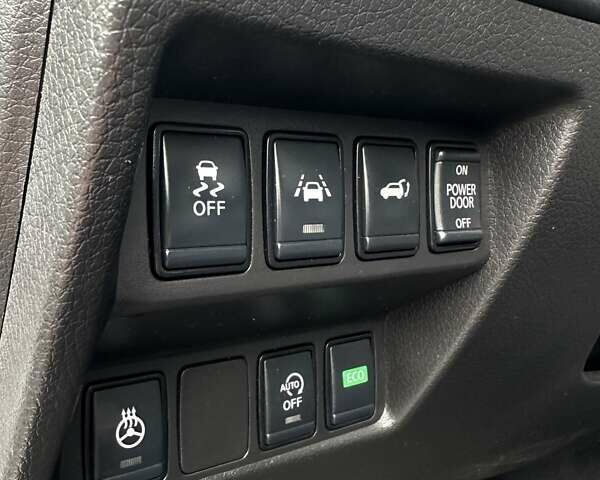 Черный Ниссан ИксТрейл, объемом двигателя 1.3 л и пробегом 169 тыс. км за 17500 $, фото 47 на Automoto.ua