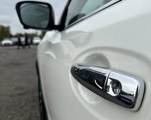 Черный Ниссан ИксТрейл, объемом двигателя 1.3 л и пробегом 169 тыс. км за 17500 $, фото 6 на Automoto.ua