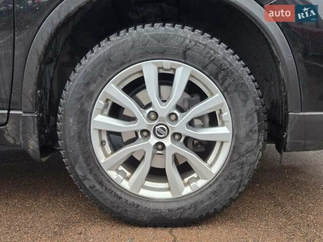 Черный Ниссан ИксТрейл, объемом двигателя 2 л и пробегом 133 тыс. км за 17900 $, фото 18 на Automoto.ua