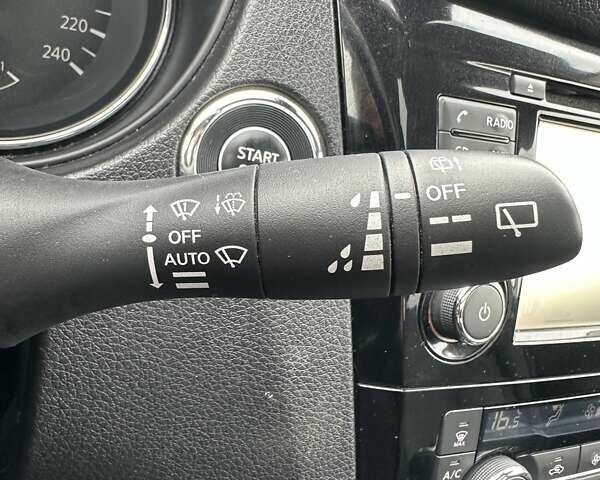 Чорний Ніссан ІксТрейл, об'ємом двигуна 1.3 л та пробігом 169 тис. км за 17500 $, фото 18 на Automoto.ua