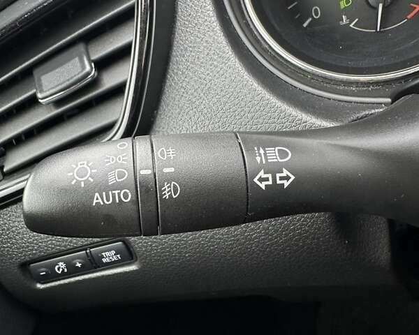 Чорний Ніссан ІксТрейл, об'ємом двигуна 1.3 л та пробігом 169 тис. км за 17500 $, фото 51 на Automoto.ua