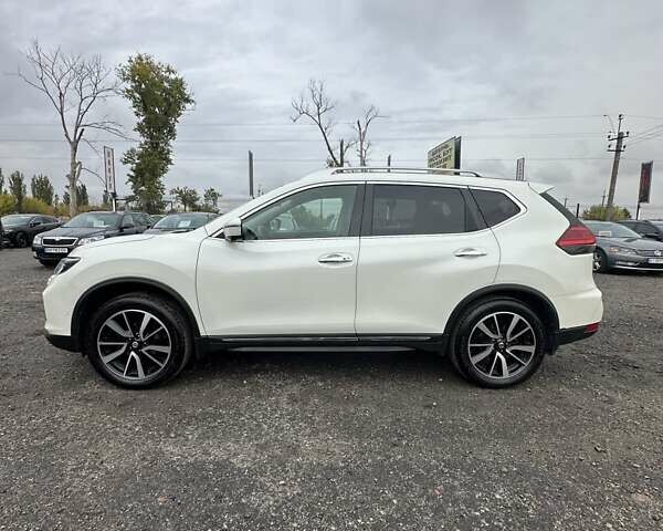 Черный Ниссан ИксТрейл, объемом двигателя 1.3 л и пробегом 169 тыс. км за 17500 $, фото 5 на Automoto.ua