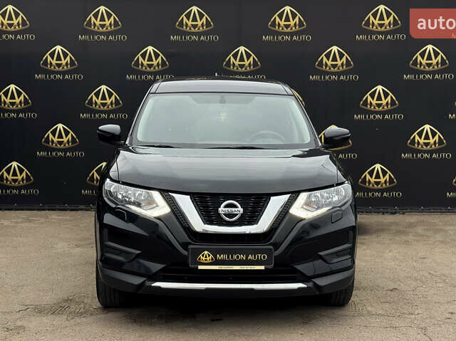 Черный Ниссан ИксТрейл, объемом двигателя 2 л и пробегом 129 тыс. км за 18300 $, фото 1 на Automoto.ua