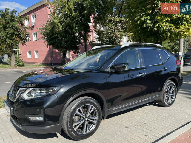 Черный Ниссан ИксТрейл, объемом двигателя 1.6 л и пробегом 87 тыс. км за 24300 $, фото 1 на Automoto.ua