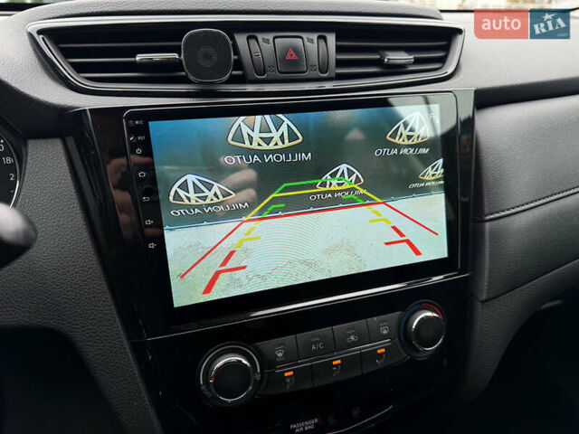 Черный Ниссан ИксТрейл, объемом двигателя 2 л и пробегом 129 тыс. км за 18300 $, фото 24 на Automoto.ua