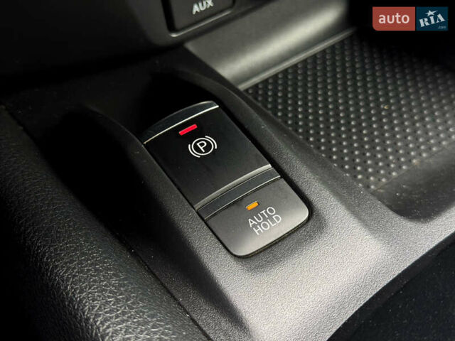 Черный Ниссан ИксТрейл, объемом двигателя 2 л и пробегом 129 тыс. км за 18300 $, фото 27 на Automoto.ua