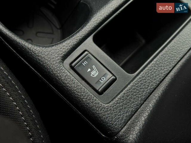 Черный Ниссан ИксТрейл, объемом двигателя 2 л и пробегом 129 тыс. км за 18300 $, фото 29 на Automoto.ua