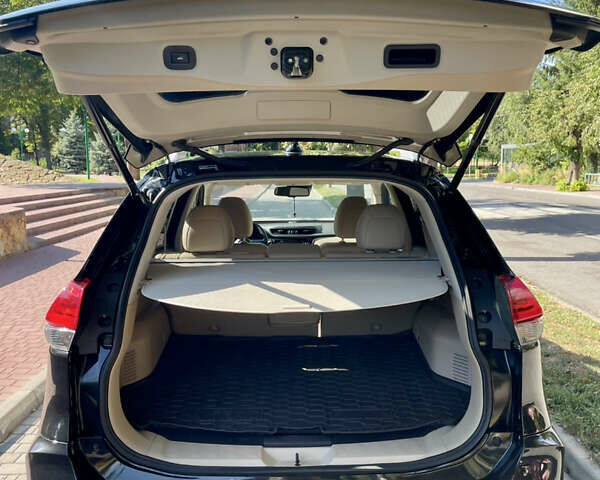 Черный Ниссан ИксТрейл, объемом двигателя 1.6 л и пробегом 87 тыс. км за 24300 $, фото 46 на Automoto.ua