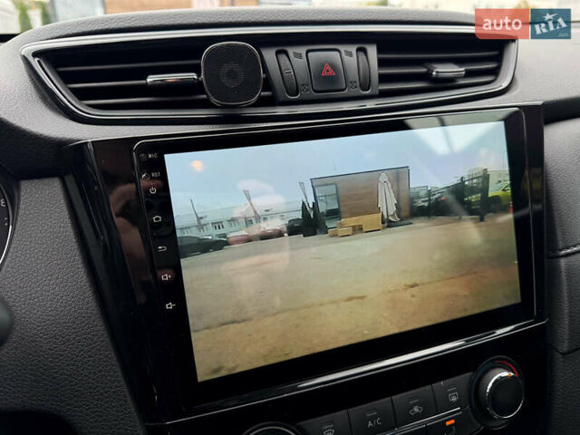 Черный Ниссан ИксТрейл, объемом двигателя 2 л и пробегом 129 тыс. км за 18300 $, фото 23 на Automoto.ua