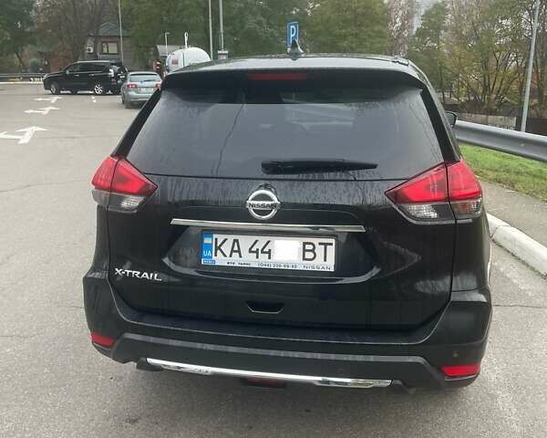 Черный Ниссан ИксТрейл, объемом двигателя 2.49 л и пробегом 83 тыс. км за 23500 $, фото 4 на Automoto.ua