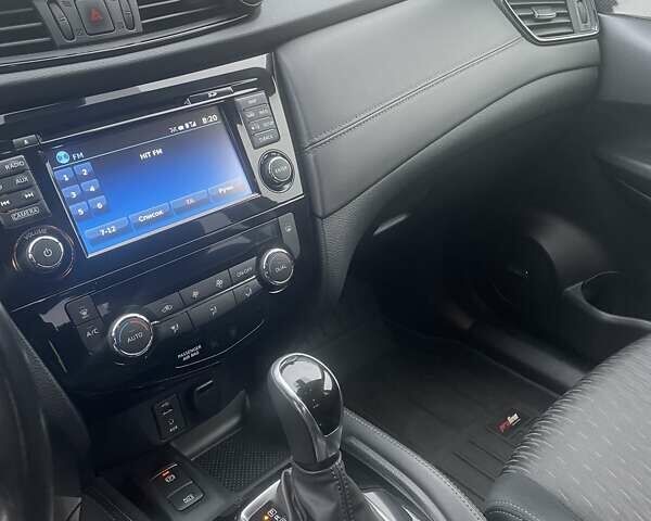 Черный Ниссан ИксТрейл, объемом двигателя 2.49 л и пробегом 83 тыс. км за 23500 $, фото 15 на Automoto.ua