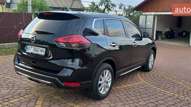 Чорний Ніссан ІксТрейл, об'ємом двигуна 2 л та пробігом 15 тис. км за 28000 $, фото 7 на Automoto.ua