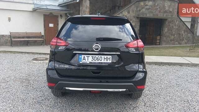 Чорний Ніссан ІксТрейл, об'ємом двигуна 2 л та пробігом 15 тис. км за 28000 $, фото 24 на Automoto.ua