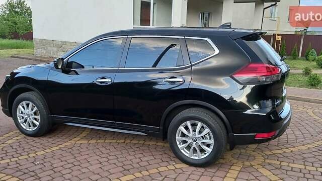 Чорний Ніссан ІксТрейл, об'ємом двигуна 2 л та пробігом 15 тис. км за 28000 $, фото 17 на Automoto.ua