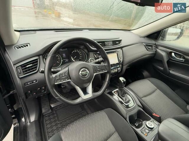 Черный Ниссан ИксТрейл, объемом двигателя 2 л и пробегом 80 тыс. км за 21900 $, фото 10 на Automoto.ua