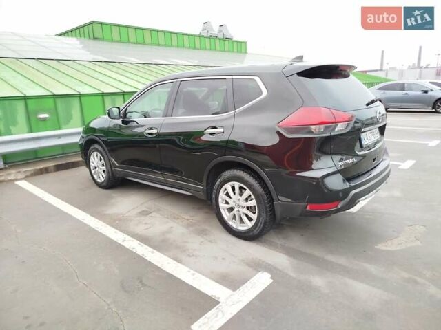 Черный Ниссан ИксТрейл, объемом двигателя 2.49 л и пробегом 54 тыс. км за 20800 $, фото 5 на Automoto.ua