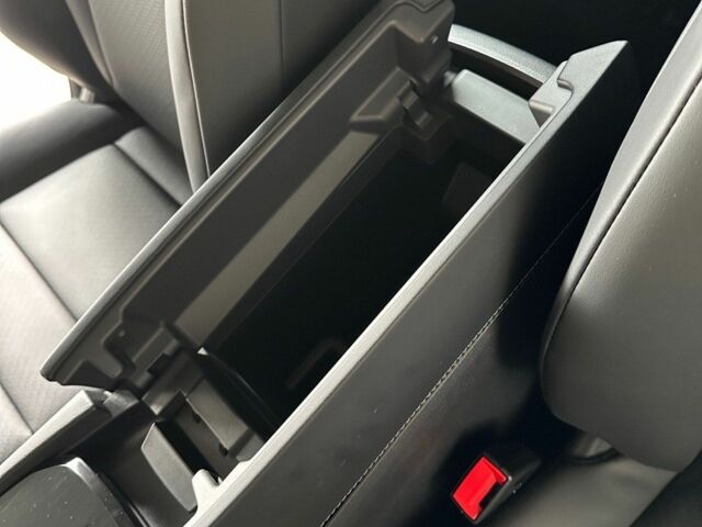 Черный Ниссан ИксТрейл, объемом двигателя 0 л и пробегом 0 тыс. км за 41956 $, фото 11 на Automoto.ua