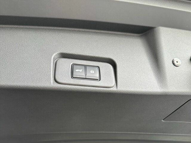 Черный Ниссан ИксТрейл, объемом двигателя 0 л и пробегом 0 тыс. км за 41956 $, фото 16 на Automoto.ua