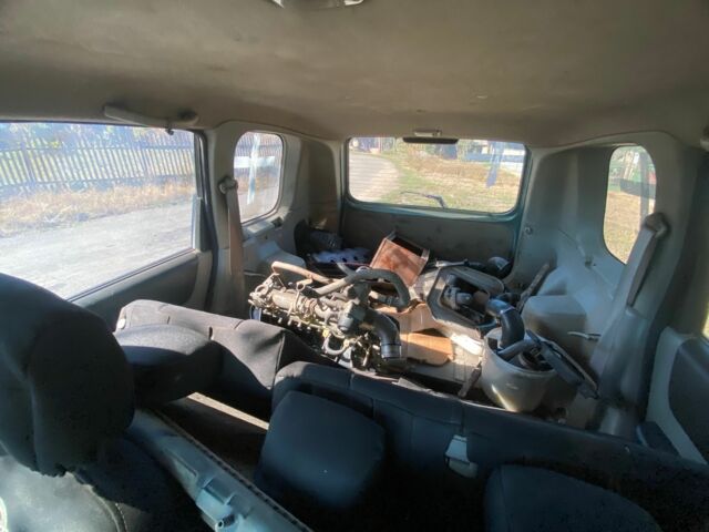 Чорний Ніссан ІксТрейл, об'ємом двигуна 2.2 л та пробігом 3 тис. км за 2000 $, фото 7 на Automoto.ua