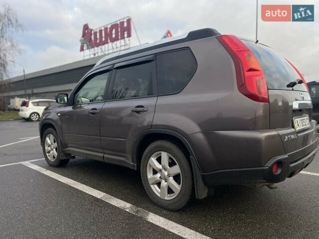 Фіолетовий Ніссан ІксТрейл, об'ємом двигуна 2.49 л та пробігом 306 тис. км за 10500 $, фото 2 на Automoto.ua