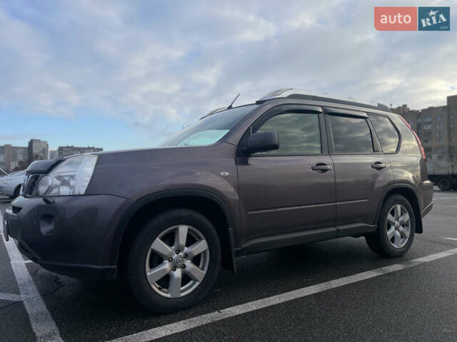 Фіолетовий Ніссан ІксТрейл, об'ємом двигуна 2.49 л та пробігом 306 тис. км за 10500 $, фото 5 на Automoto.ua