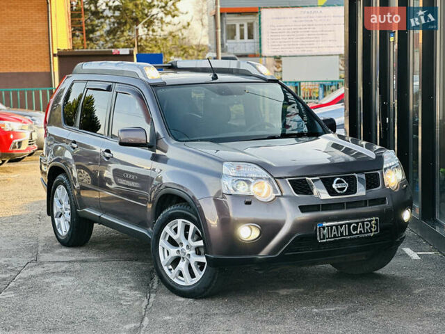 Фиолетовый Ниссан ИксТрейл, объемом двигателя 2 л и пробегом 190 тыс. км за 10800 $, фото 9 на Automoto.ua