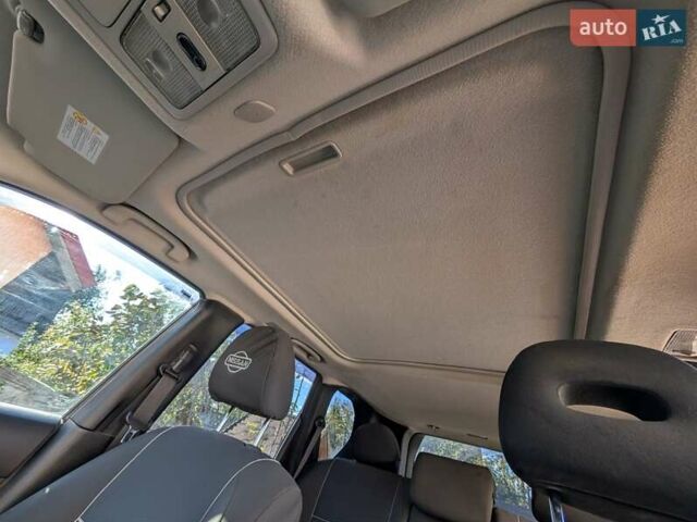 Фиолетовый Ниссан ИксТрейл, объемом двигателя 2 л и пробегом 185 тыс. км за 11000 $, фото 1 на Automoto.ua