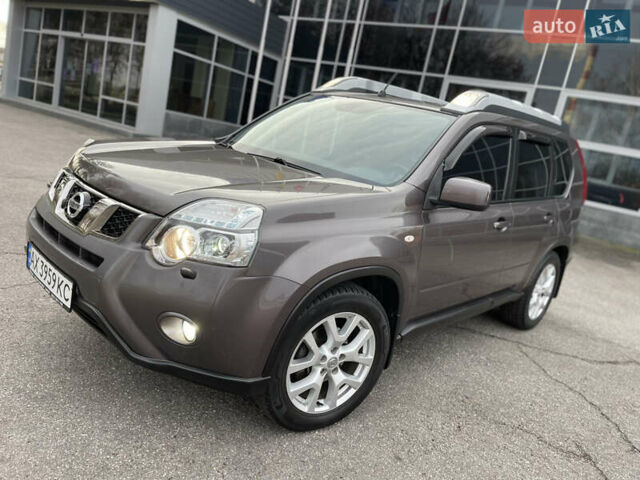 Фіолетовий Ніссан ІксТрейл, об'ємом двигуна 2 л та пробігом 190 тис. км за 10900 $, фото 1 на Automoto.ua