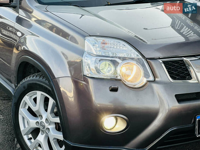 Фиолетовый Ниссан ИксТрейл, объемом двигателя 2 л и пробегом 190 тыс. км за 10800 $, фото 11 на Automoto.ua