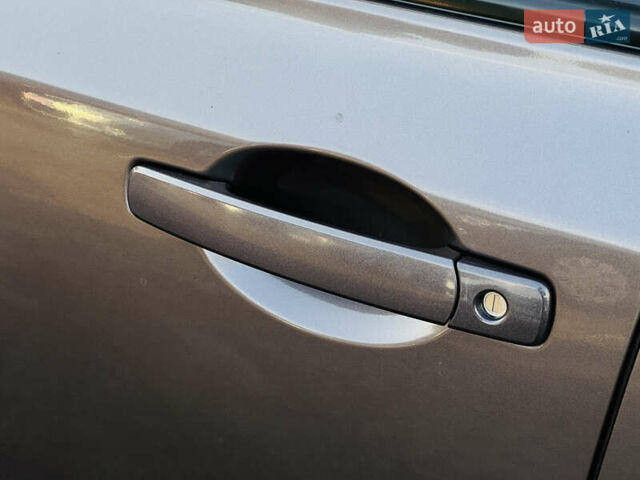 Фиолетовый Ниссан ИксТрейл, объемом двигателя 2 л и пробегом 190 тыс. км за 10800 $, фото 7 на Automoto.ua