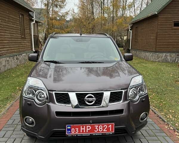 Фиолетовый Ниссан ИксТрейл, объемом двигателя 2 л и пробегом 210 тыс. км за 14800 $, фото 6 на Automoto.ua