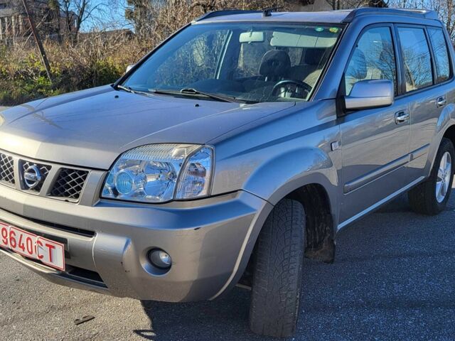 Коричневый Ниссан ИксТрейл, объемом двигателя 2.2 л и пробегом 244 тыс. км за 4411 $, фото 4 на Automoto.ua