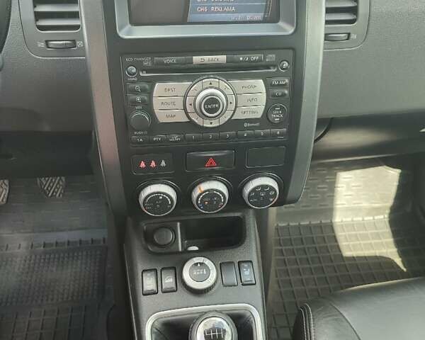 Коричневый Ниссан ИксТрейл, объемом двигателя 2 л и пробегом 238 тыс. км за 9450 $, фото 18 на Automoto.ua