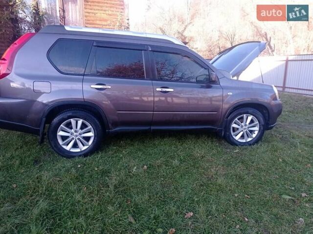 Коричневый Ниссан ИксТрейл, объемом двигателя 2 л и пробегом 285 тыс. км за 8600 $, фото 15 на Automoto.ua