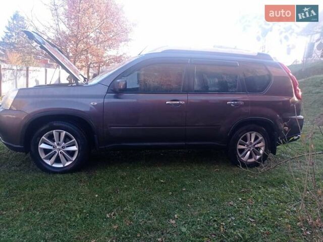 Коричневый Ниссан ИксТрейл, объемом двигателя 2 л и пробегом 285 тыс. км за 8600 $, фото 14 на Automoto.ua