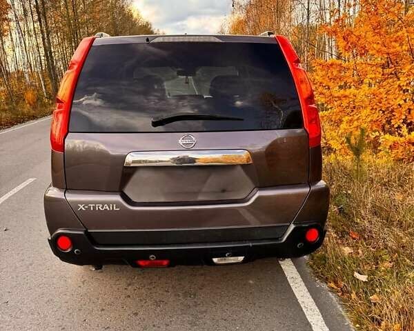 Коричневый Ниссан ИксТрейл, объемом двигателя 2 л и пробегом 263 тыс. км за 10200 $, фото 15 на Automoto.ua
