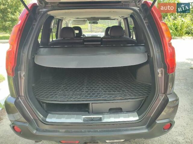 Коричневый Ниссан ИксТрейл, объемом двигателя 2 л и пробегом 238 тыс. км за 9450 $, фото 15 на Automoto.ua