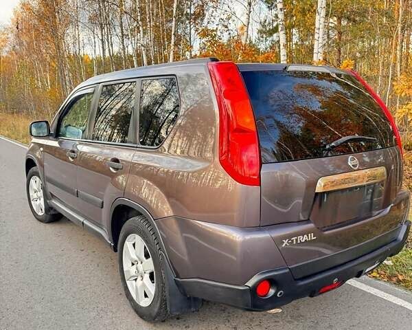 Коричневый Ниссан ИксТрейл, объемом двигателя 2 л и пробегом 263 тыс. км за 10200 $, фото 12 на Automoto.ua