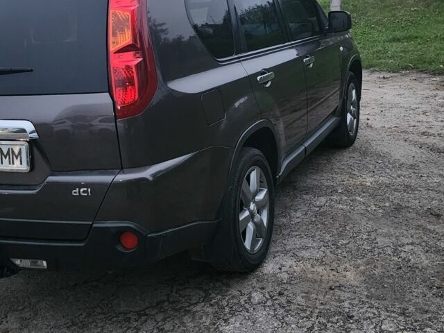 Коричневый Ниссан ИксТрейл, объемом двигателя 2 л и пробегом 280 тыс. км за 10500 $, фото 15 на Automoto.ua