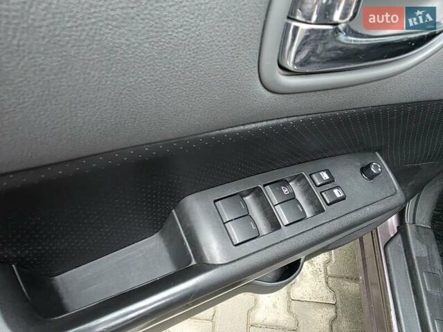 Коричневий Ніссан ІксТрейл, об'ємом двигуна 2 л та пробігом 291 тис. км за 7500 $, фото 14 на Automoto.ua