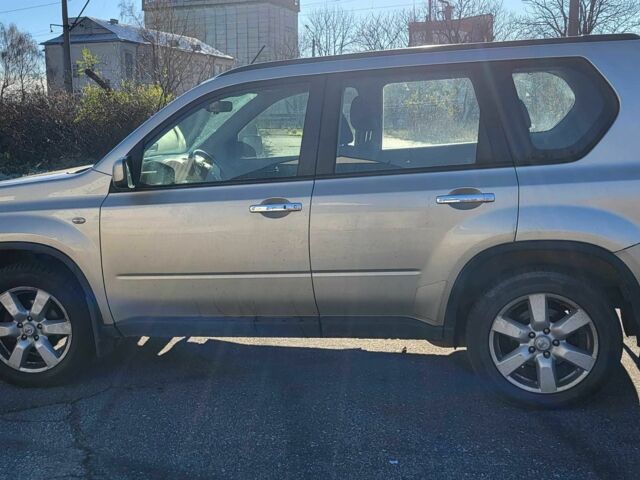 Коричневий Ніссан ІксТрейл, об'ємом двигуна 2 л та пробігом 208 тис. км за 5456 $, фото 5 на Automoto.ua