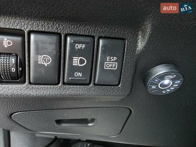 Коричневий Ніссан ІксТрейл, об'ємом двигуна 2 л та пробігом 291 тис. км за 7500 $, фото 13 на Automoto.ua