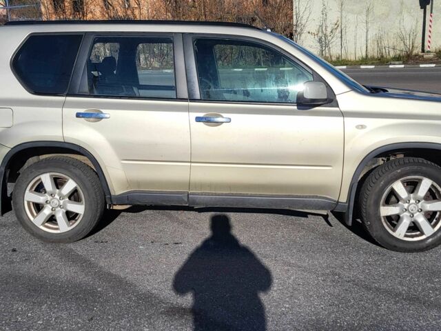 Коричневий Ніссан ІксТрейл, об'ємом двигуна 2 л та пробігом 208 тис. км за 5456 $, фото 6 на Automoto.ua