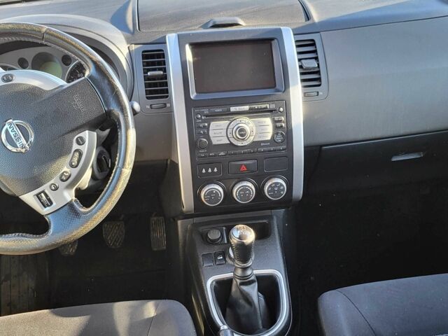 Коричневий Ніссан ІксТрейл, об'ємом двигуна 2 л та пробігом 208 тис. км за 5456 $, фото 10 на Automoto.ua