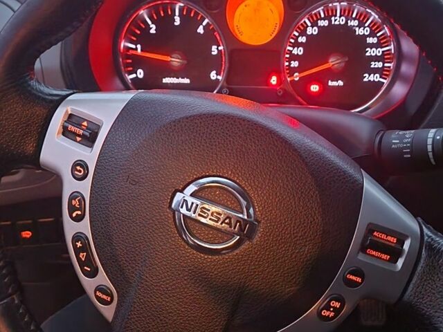 Коричневый Ниссан ИксТрейл, объемом двигателя 2 л и пробегом 280 тыс. км за 10500 $, фото 2 на Automoto.ua