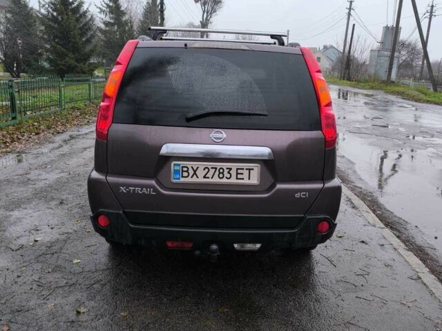 Коричневый Ниссан ИксТрейл, объемом двигателя 2 л и пробегом 277 тыс. км за 8799 $, фото 8 на Automoto.ua