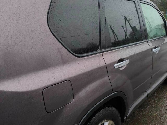 Коричневый Ниссан ИксТрейл, объемом двигателя 2 л и пробегом 277 тыс. км за 8799 $, фото 9 на Automoto.ua