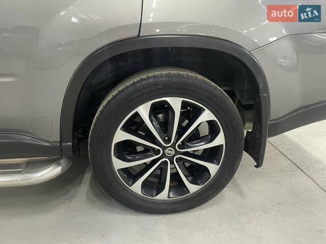 Коричневый Ниссан ИксТрейл, объемом двигателя 2 л и пробегом 198 тыс. км за 13950 $, фото 12 на Automoto.ua